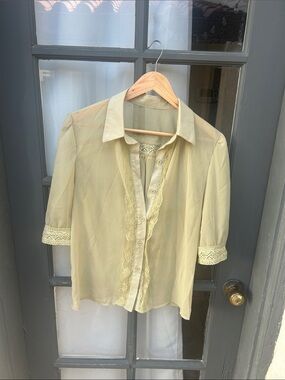 Light Yellow/green Lace-Trim Sheer Blouse size M